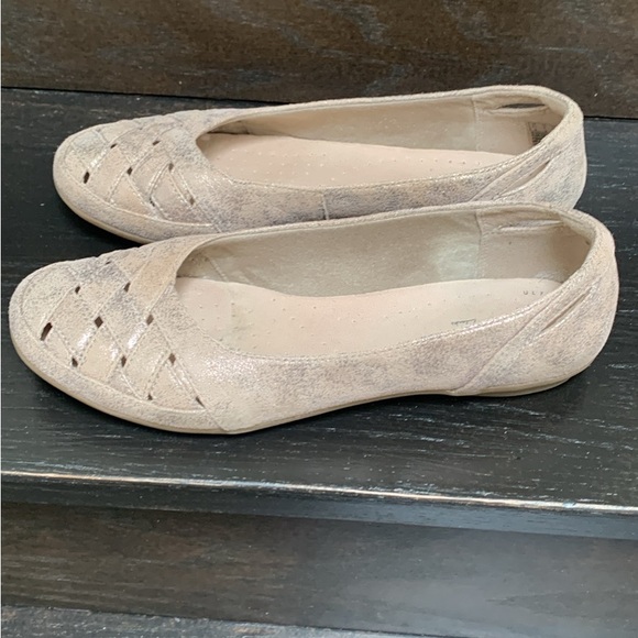 Clarsk Women’s Flats Size 38 - Picture 3 of 5